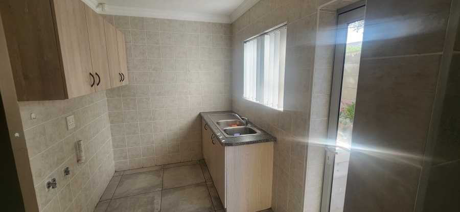 6 Bedroom Property for Sale in Dana Bay Western Cape